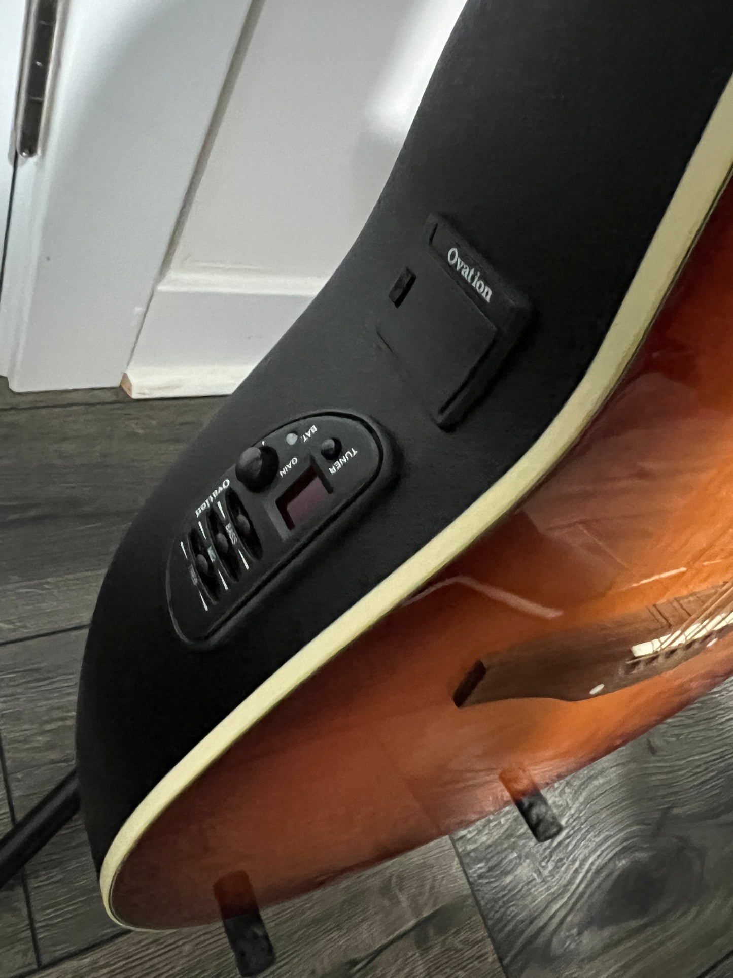 Ovation Celebrity 12 string CC245