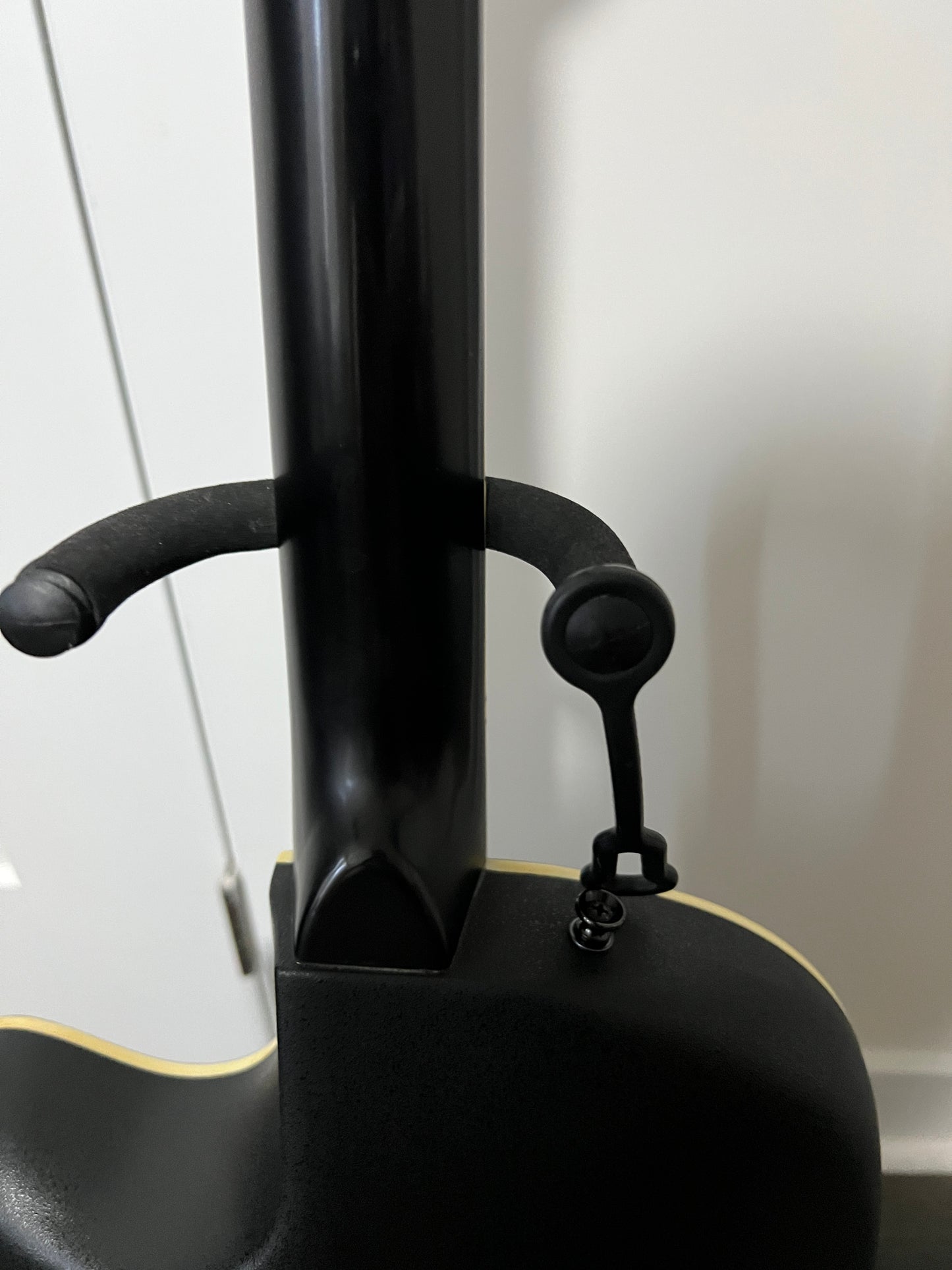 Ovation Celebrity 6 string GC057