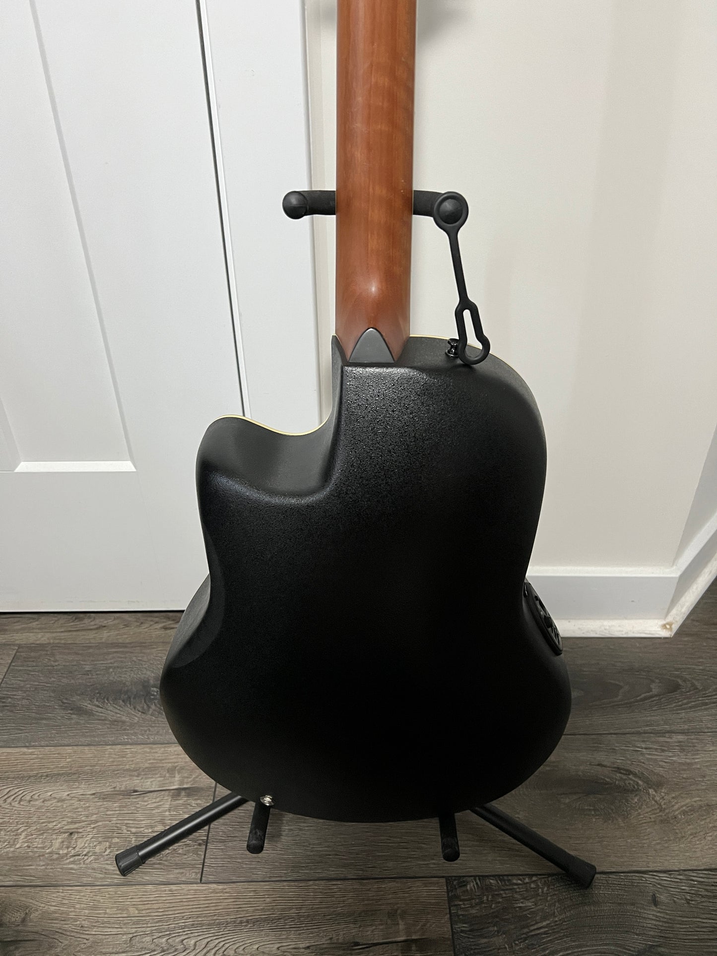 Ovation Celebrity 12 string CC245